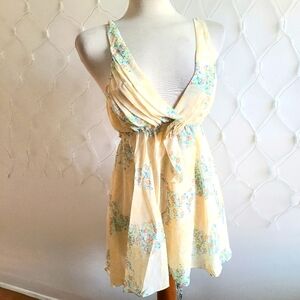 Flora Floral Dress / Yellow / Spring Pastel Yellow / Size Small